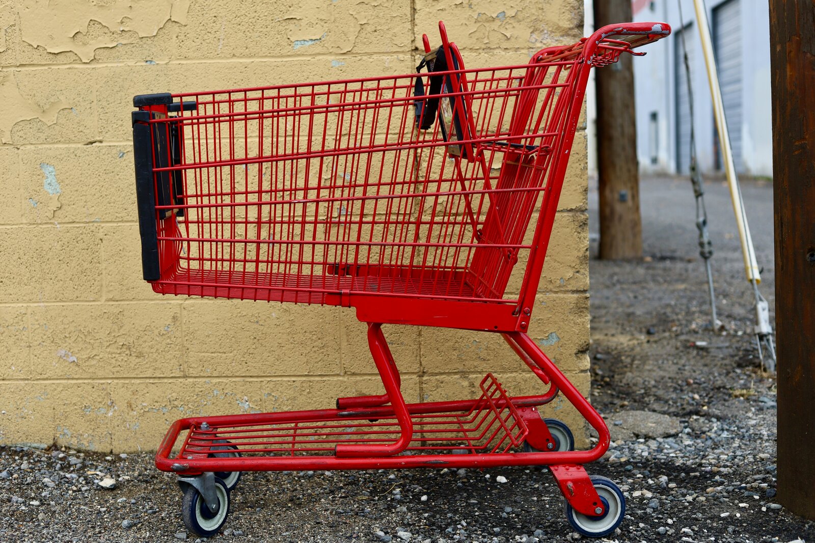 Why AI Sales Agents Convert 3x Worse Than Websites